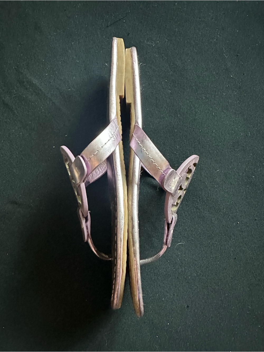 Tory Burch Iridescent Purple Miller Logo Thong Sandals eggplant patent leather - Picture 6 of 13